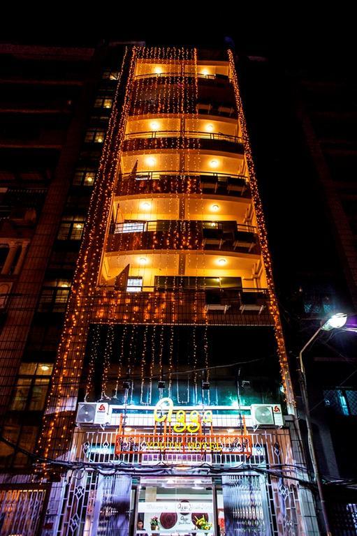 Agga Youth Hotel Янгон Экстерьер фото